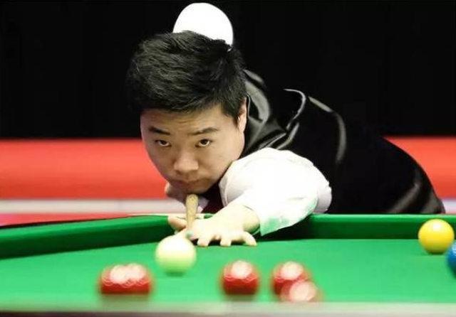 他仍坚持自 他仍坚持自